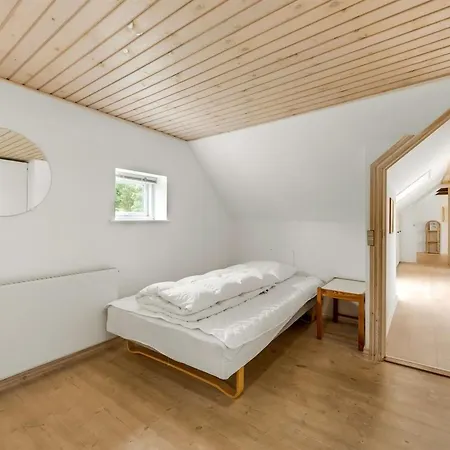 Wilmar - 1km To The Fjord By Interhome Feriehus